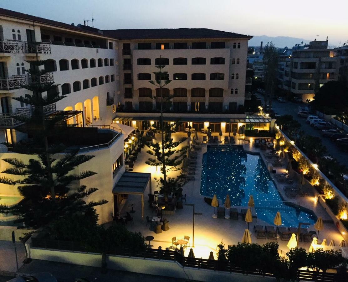 Sol & Mare - Beach Front Rethymno  Exterior photo